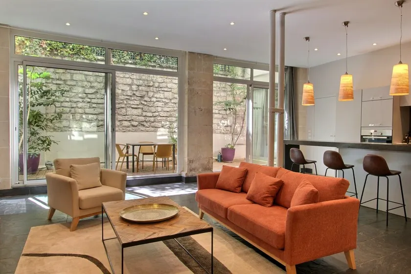 2 BD 2 BTH, terrace in St. Germain des Prés nearby river, insurance - Image 1