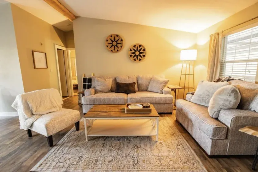 Charming Country Retreat w/ hot tub-10 min from Downtown McKinney! - Image 1