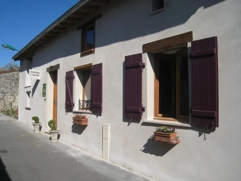 Renovated Cobbler's Cottage with Terrace - Cozy Village Retreat near Nancy - Image 1
