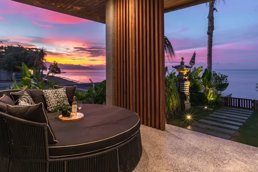 Luxury, Modern and Private Villa In Central Lovina - Image 1