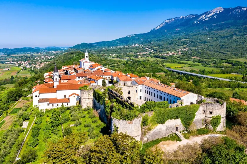 VIPAVA river house - Image 1