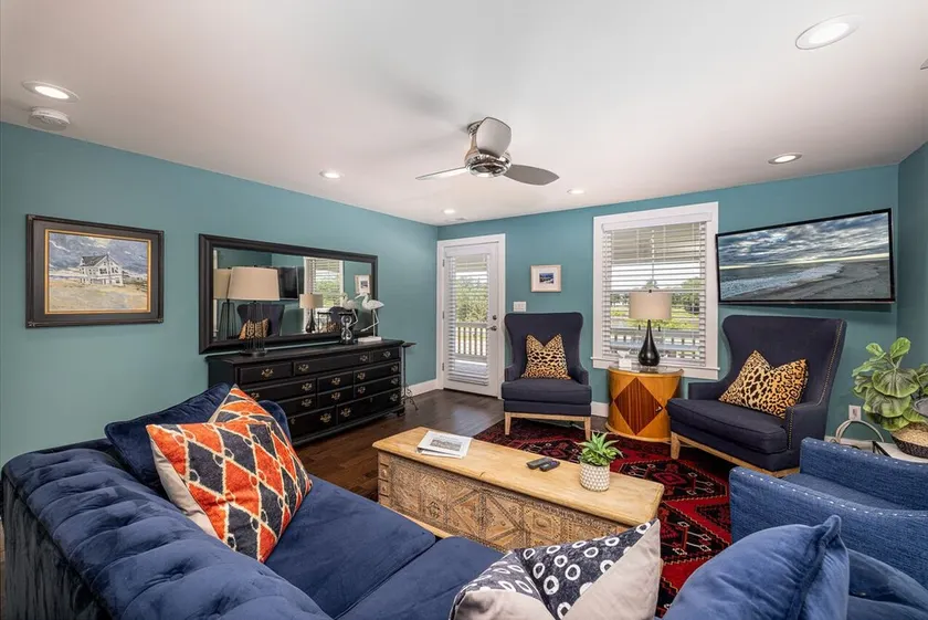 Waterfront Cape May canal property 5min to beach landscaped grounds - Image 1