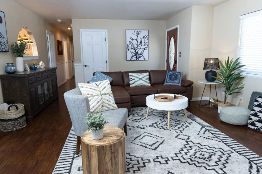 Blanca Vista Escape-2 Minutes from Alamosa *Free Hot Springs Admission Included* - Image 1