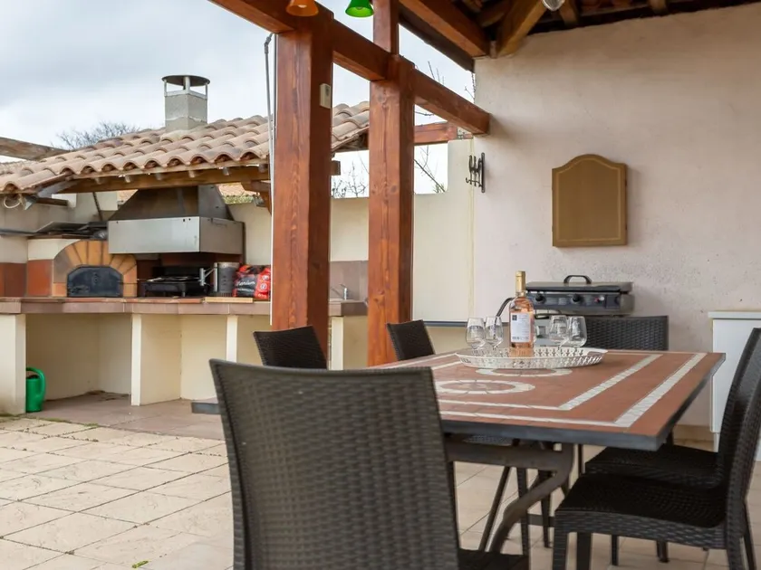 Fantastisk privat feriebolig for 8 gæster med WIFI, privat pool, klimaanlæg, TV og terrasse - Image 1