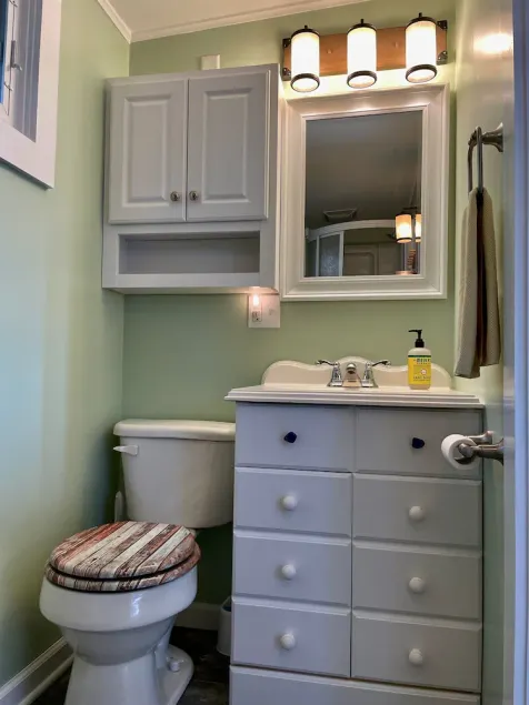 Sweet 1 Bedroom Bungalow - Otsego Lake - Image 1