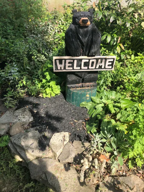 Cozy Summer retreat with great Pet 🦮 Yard and upgrades! Close to  hiking areas! - Image 1