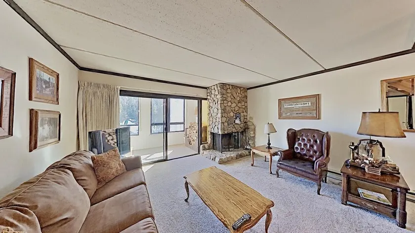 Comfortable 2 Bedroom Condo with Loft! Prime Location with Beautiful View! (Unit 406 at 1849) by RedAwning - Image 1
