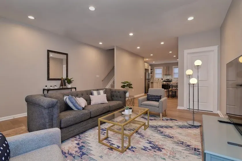 Modern All-New, Near Downtown, Private Parking - walking to Children Hospital - Image 1