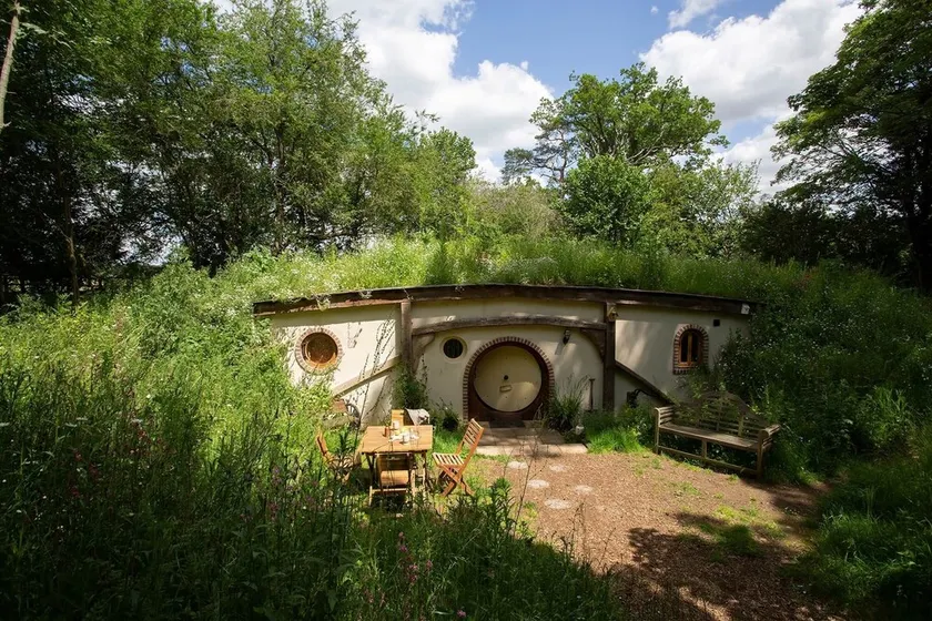Pod Hollow - Image 1