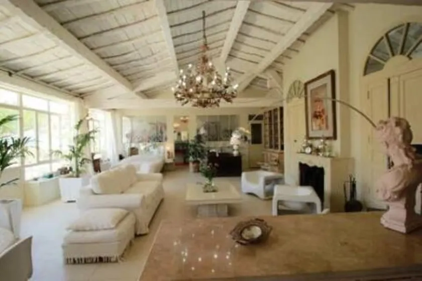 Loft with pool in Provence - Image 1