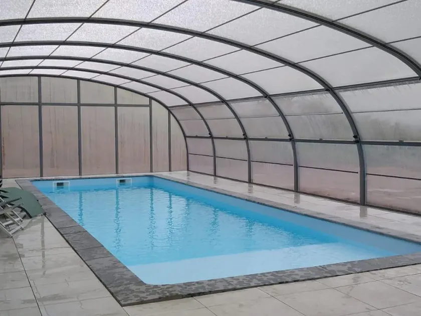 Charming renovated house with heated pool - Image 1
