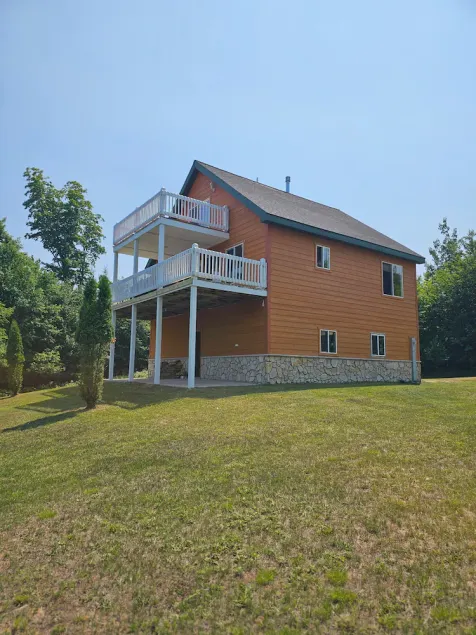 Pictured Rocks Lodge 5 minutes from Munising! Recently remodeled! - Image 1