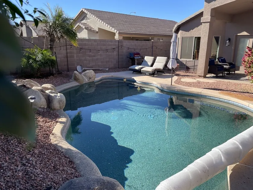 Awesome Chandler Home med 4 soveværelser og opvarmet pool i privat baghaven - Image 1