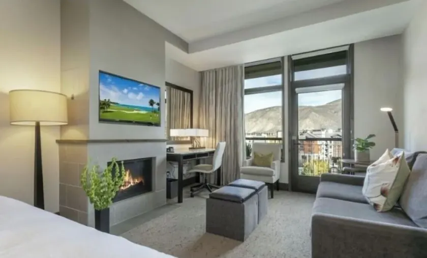 Resort & Spa, Ski in/out, Health Club, Spa, Ski/Boot Valet, Fireplace, RmService - Image 1