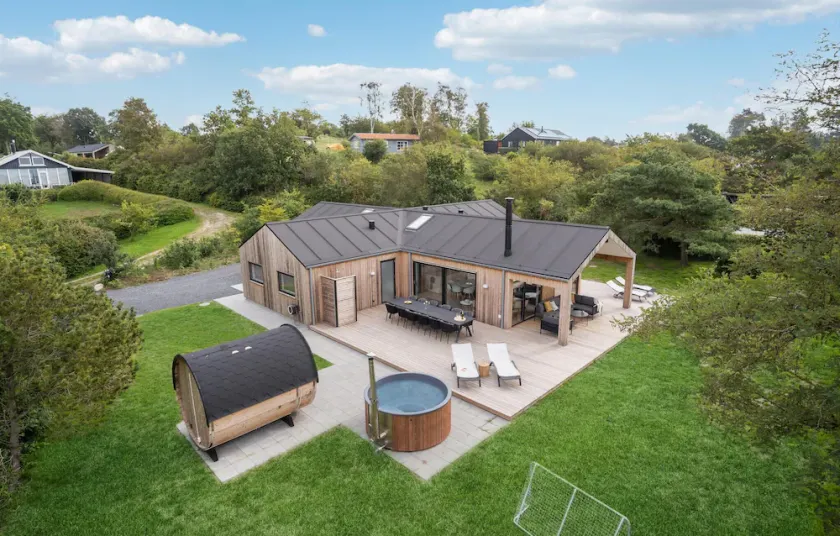 Dejligt hjem i Ebeltoft med sauna - Image 1