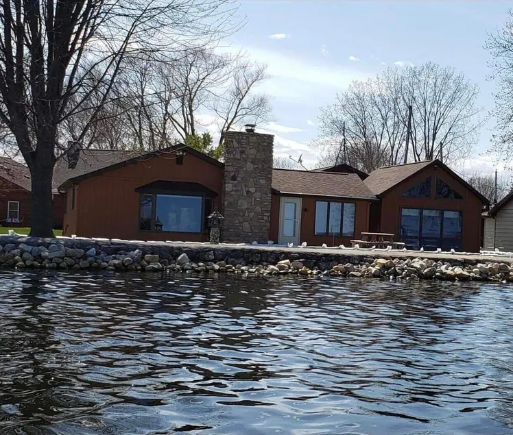 Door County's Unforgettable Hidden Gem, Peaceful Waterfront Retreat - Image 1