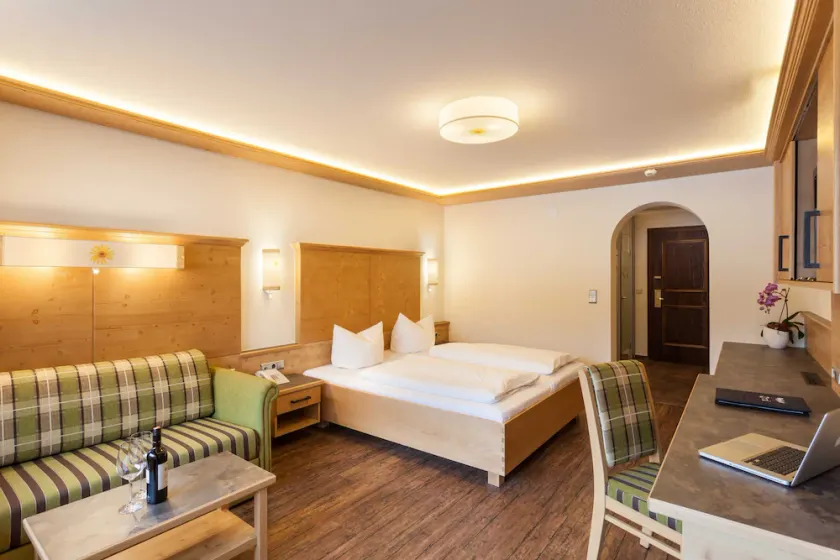 Dobbeltværelse Arnika - Hotel Tyrol am Haldensee - Image 1