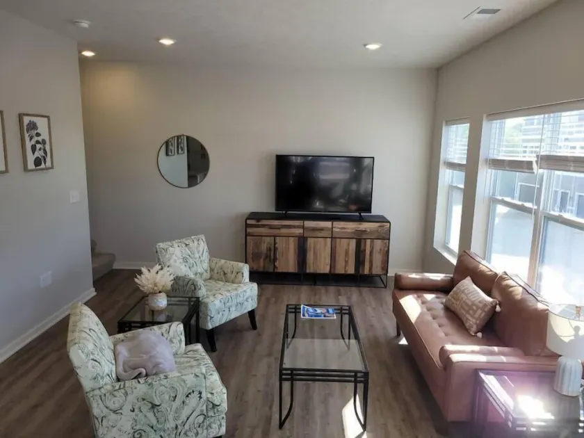 Modern Omaha Getaway with Private Deck & Free Parking - Image 1