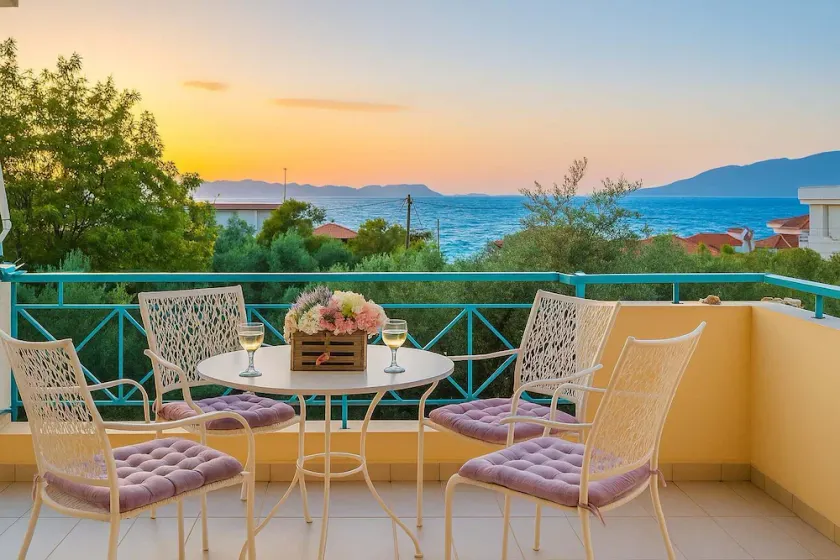 Seaview Terrace Haven-Perfect Location By The Sea - Image 1