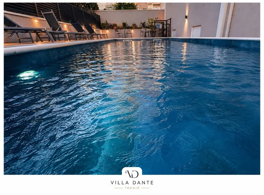 Villa Dante with swimming pool - Image 1
