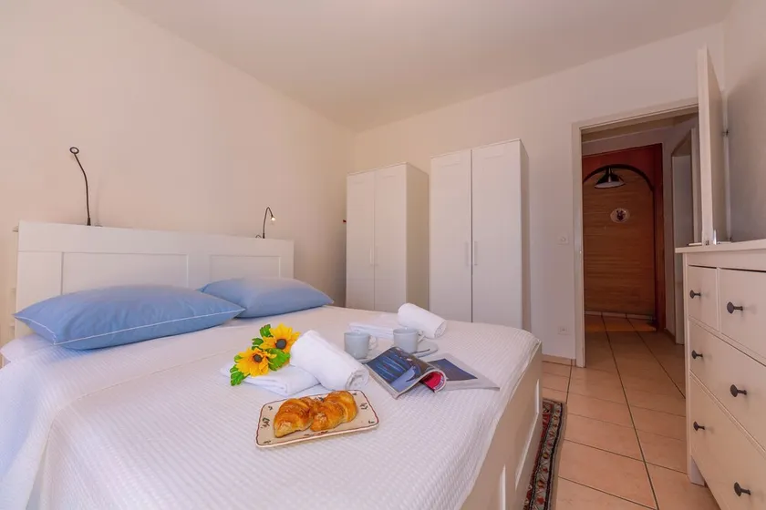 Casa Bader - Lake View Apt with Pool & Sauna - Happy Rentals - Image 1