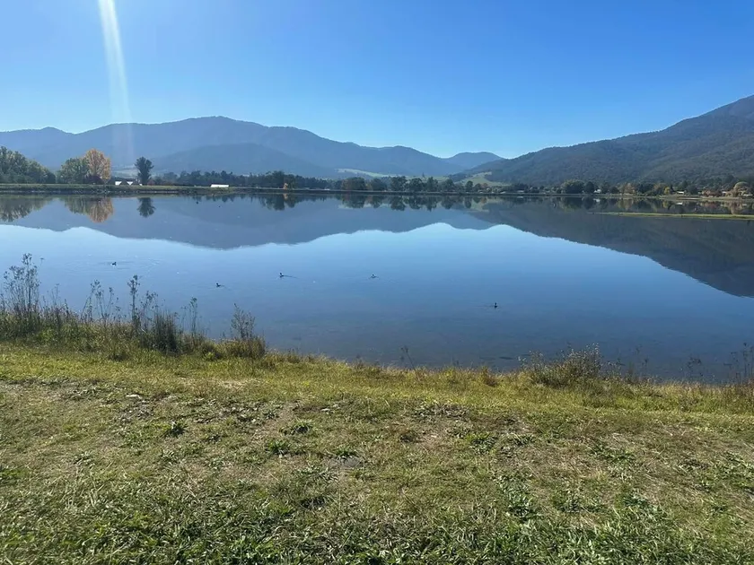Beautiful and comfortable, located in the heart of town - Image 1