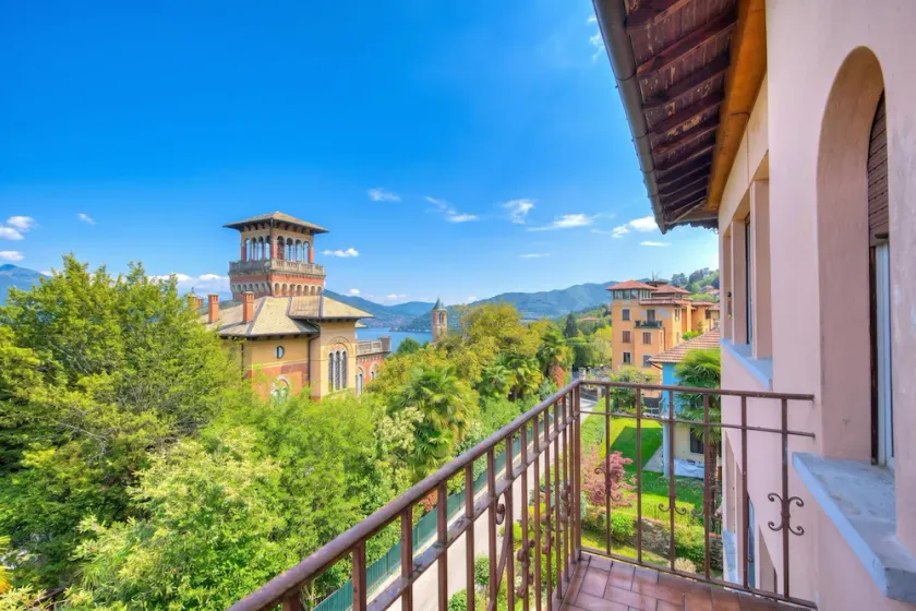 Lorenza Rooftop: Lake Maggiore View Balcony near Stresa - Happy Rentals - Image 1