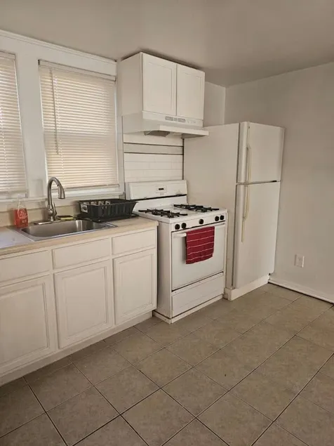 Private apartment with 1 bedroom and 1 bathroom, MetLife Stadium FIFA World Cup 25 minutes away - Image 1