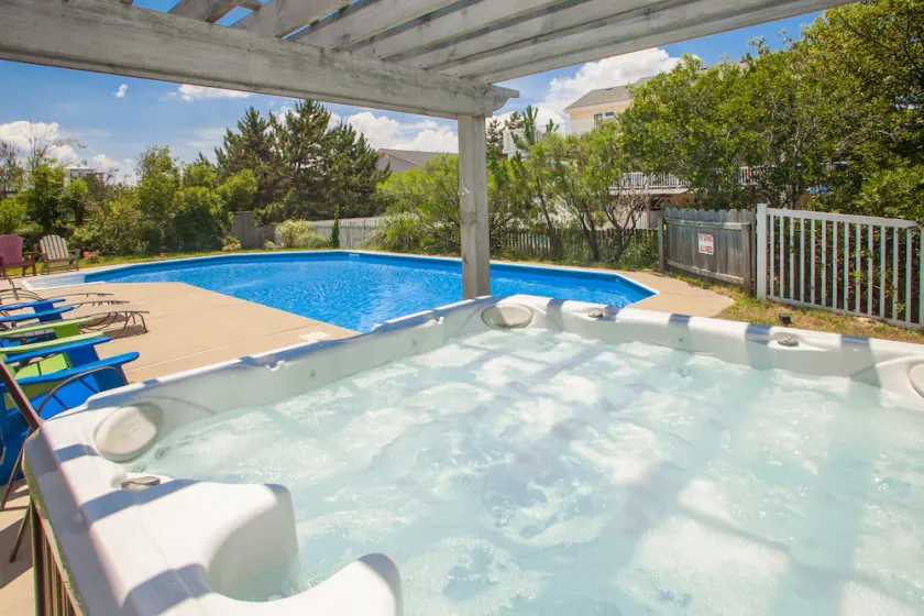 6 BD-Hot Tub- Pool- Game Rm- Dog Friendly - Image 1