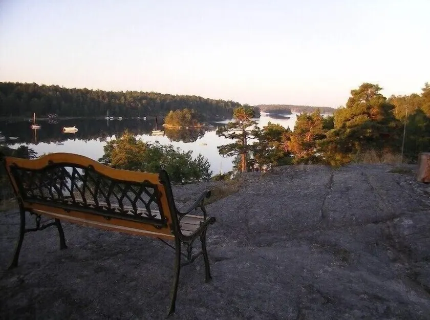 Cottage with stunning sea views in Stockholm archipelago - Image 1