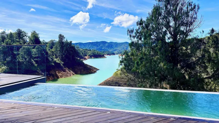The EleMYNT Mansion - Guatape - Image 1