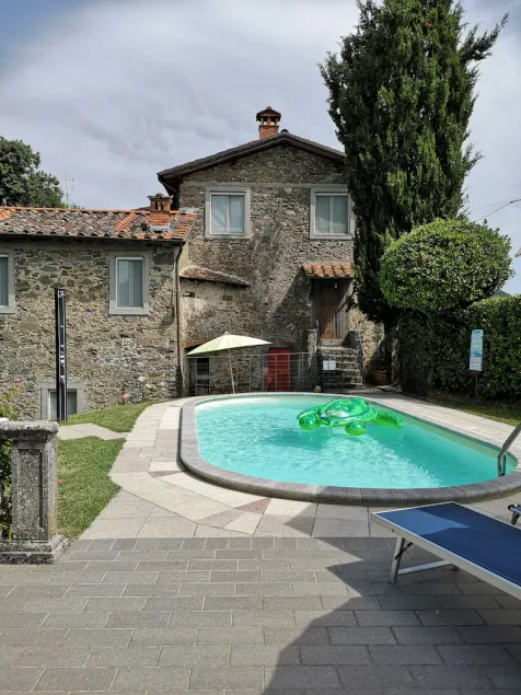 Belle maison avec piscine privée au bout d'un village près de Bagni di Lucca - Image 1