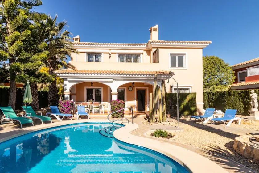 Villa Henri spacious 6P villa with private pool - Image 1