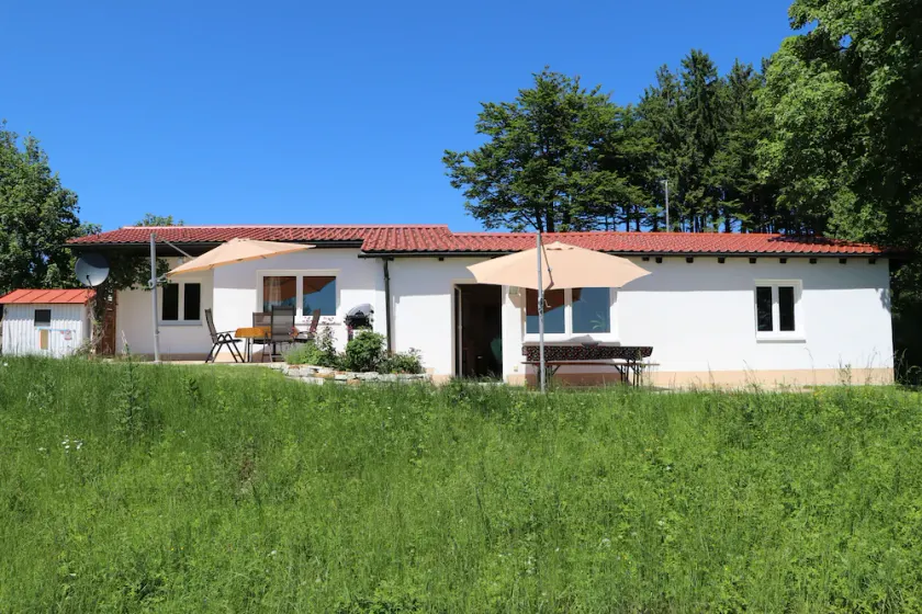 Comfortable vacation home - super south-facing location & view, quiet, nature - Image 1