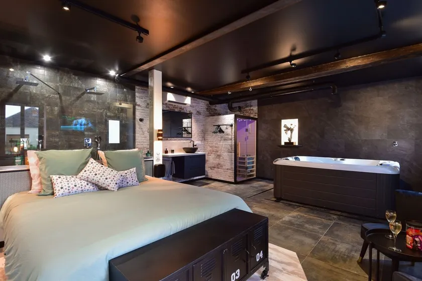 La Forge By CV - Jacuzzi, Sauna, plat repas et petit déjeuner - Image 1