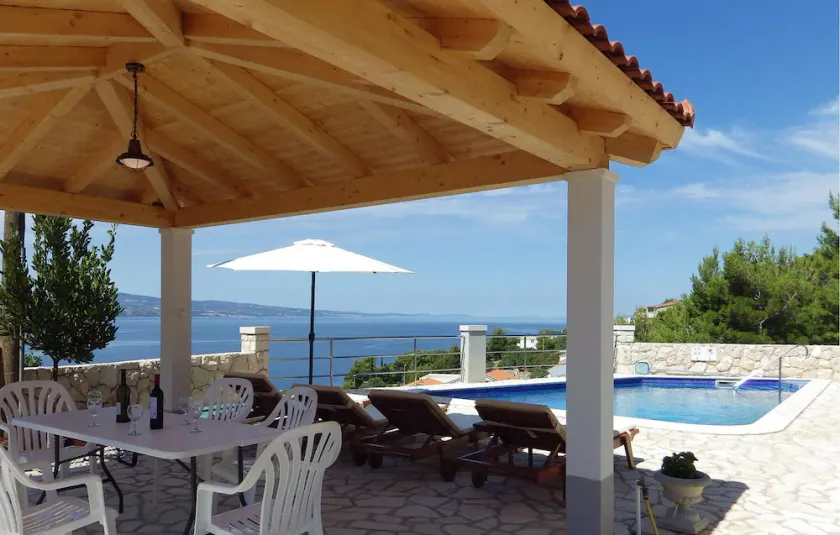 Amazing home in Lokva Rogoznica - Image 1