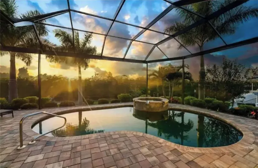 Eight Palms/ Punta Gorda Waterfront Paradise Escape - Image 1
