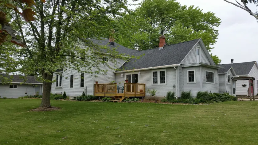 Lime Ridge Guest House - Image 1