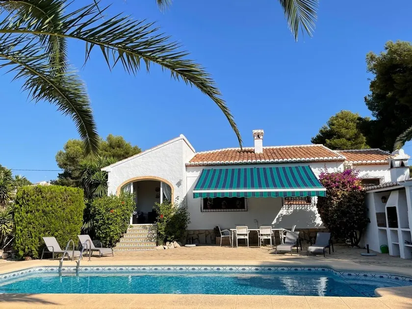 3 seng 2 bad familie villa, tæt på strand, WIFI og air con - Image 1
