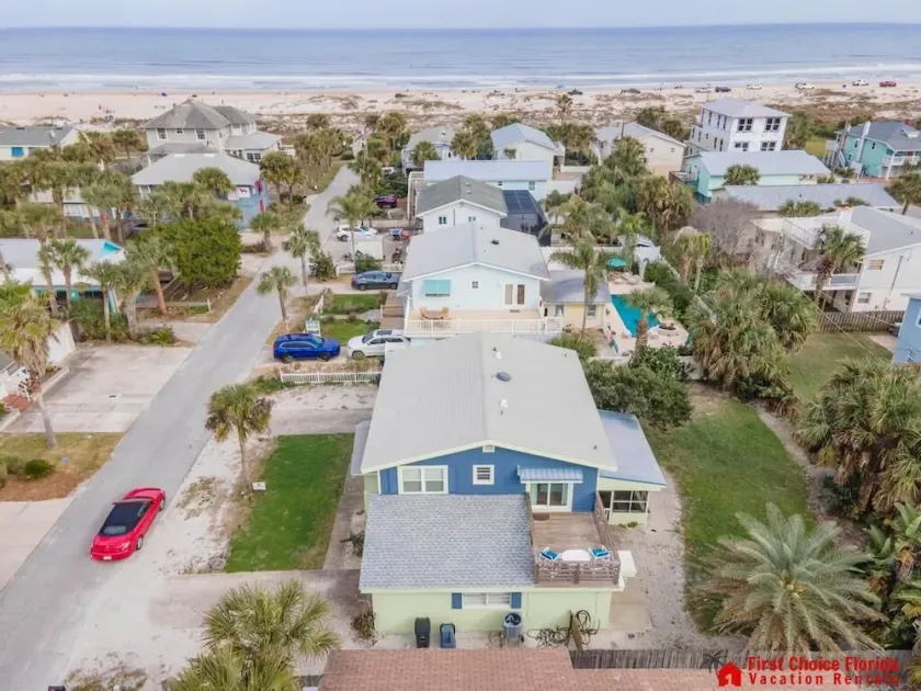 Beachy Townhome ~ Pet Friendly ~ Steps to the Beach!!! - Image 1
