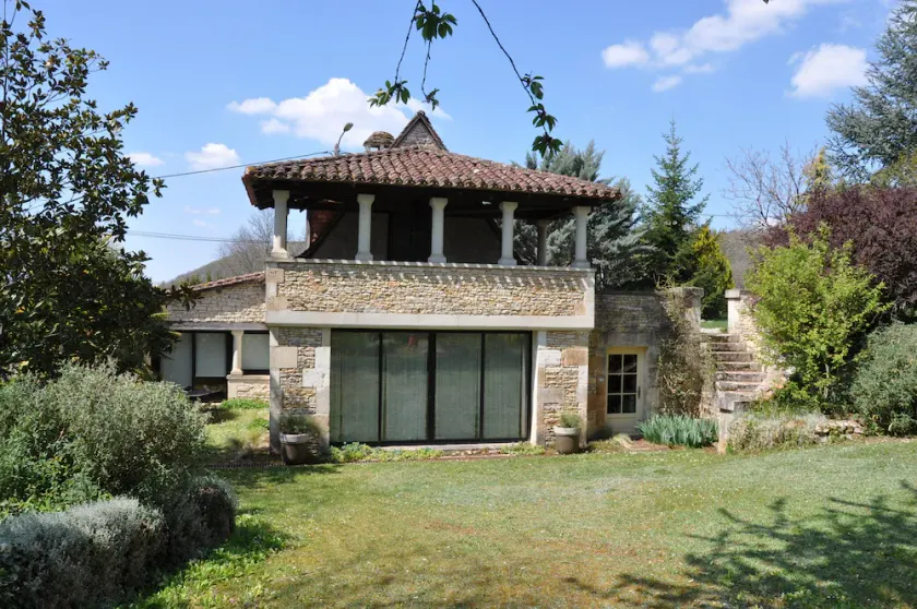 The private ANGEL house in the \"Barsac\" park in the countryside - Image 1