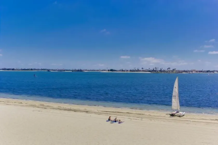 Bayfront - Mission Bay on Sand Panoramic View -Upscale - Image 1