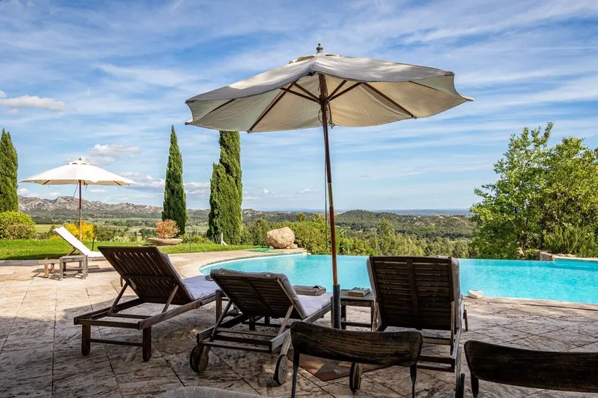 Les Rochers - Five Bedroom Villa, Sleeps 10 - Image 1