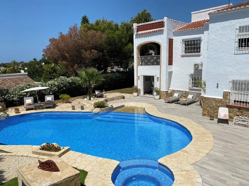 Villa Prived - Image 1