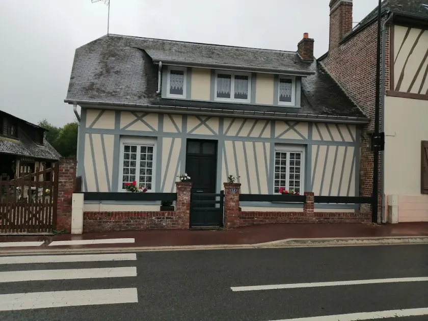 Country home - Image 1