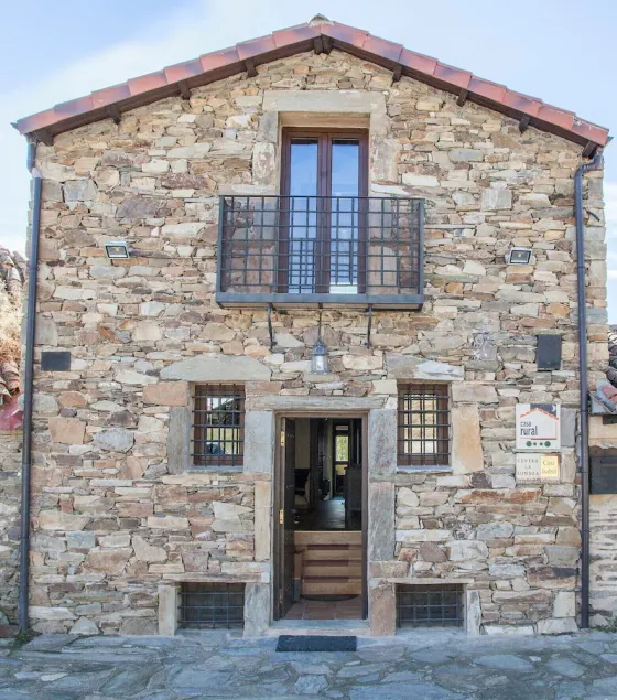Cottage (full rental) Centro La Somoza for + 17 people - Image 1