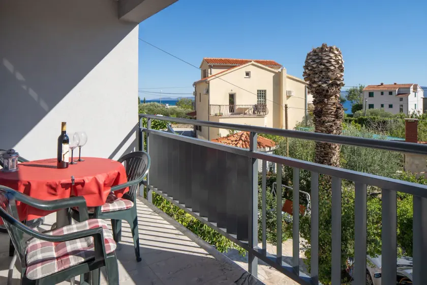 Studio flat with terrace and sea view Duće, Omiš (AS-16877-d) - Image 1