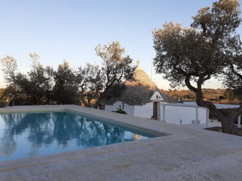 Trullo surrounded by nature with a beautiful view a stone's throw from the center - Image 1