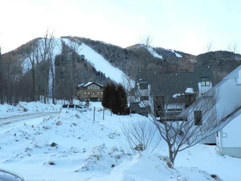 Ski-on Ski-Off Killington Condo à Internet haute vitesse Sunrise - Image 1