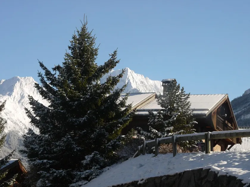 Dejlige alpine chalet nær ski busstoppested, fabelagtig udsigt, tablet pc'er, gratis WiFi - Image 1